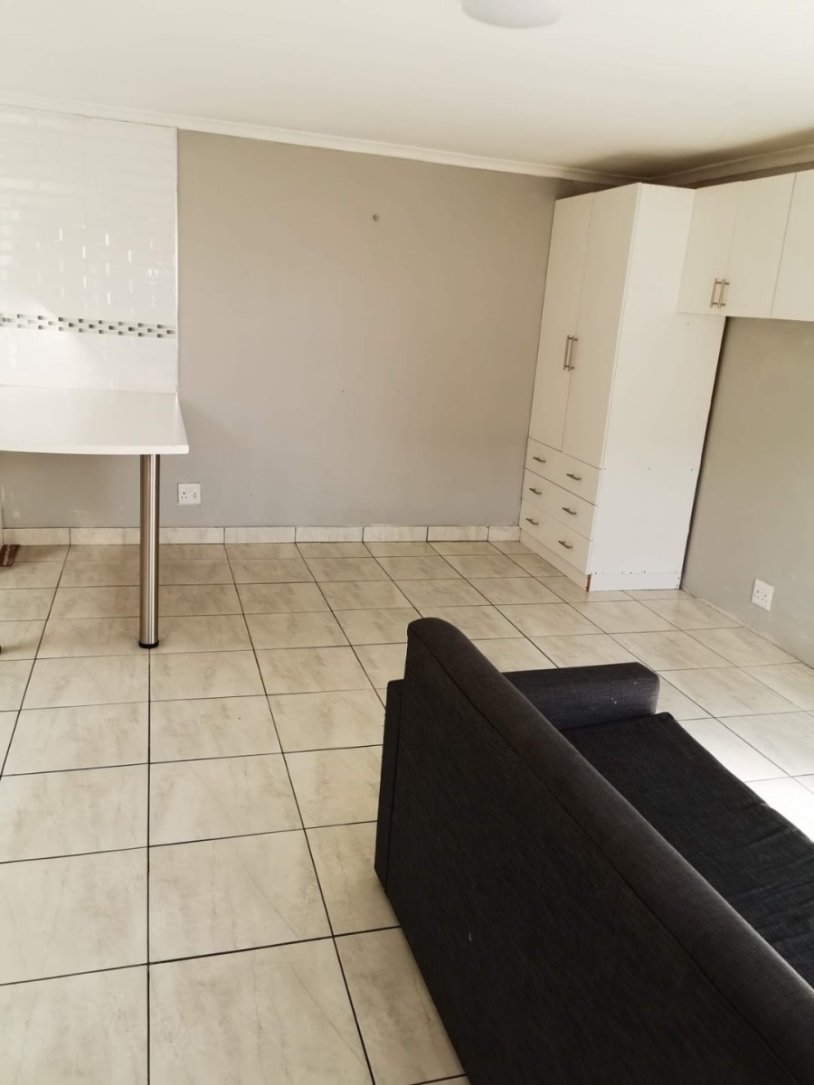 1 Bedroom Property for Sale in Brooklyn Western Cape